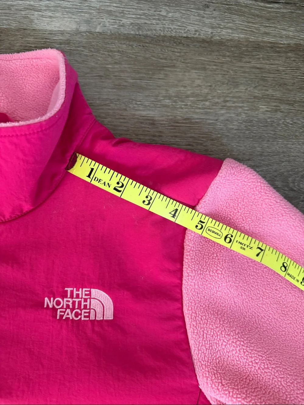 The North Face Two-Tone Pink Girls' XL 18 Fleece Jacket. Great condition